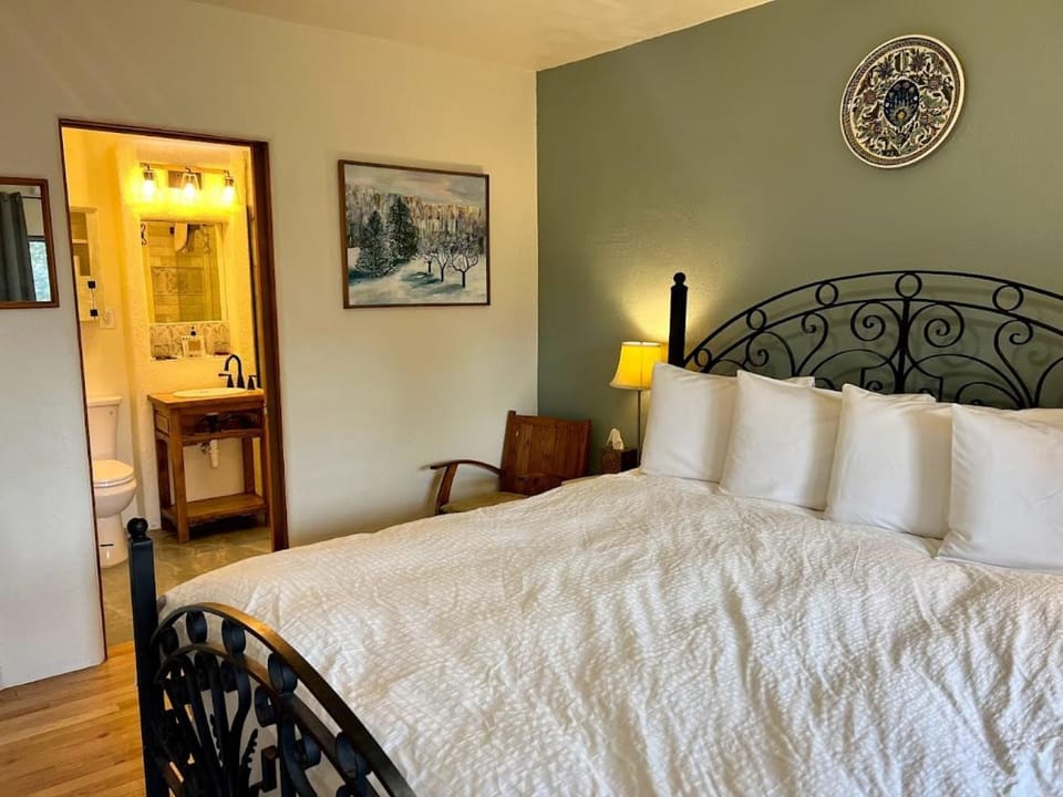 Casa Cuma Bed & Breakfast Bed and Breakfast in Santa Fe