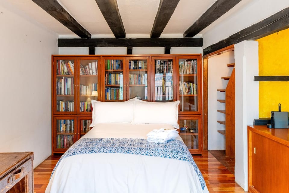 Villa Colonial Coyoacán Bed and Breakfast in Mexico City