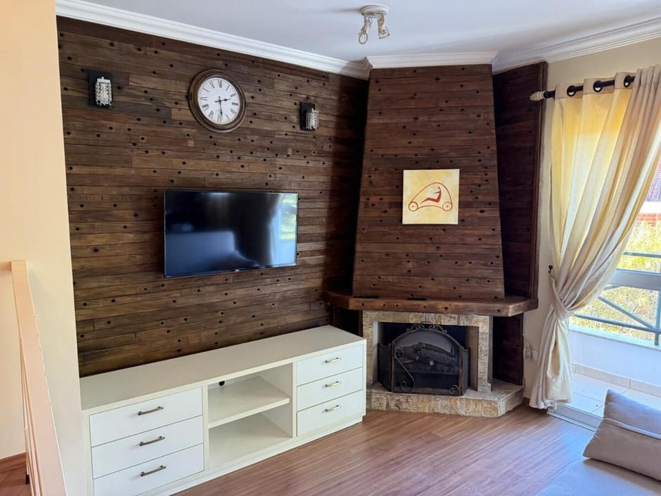 Duplex Próximo Capivari 15 min Apartment in Campos do Jordão