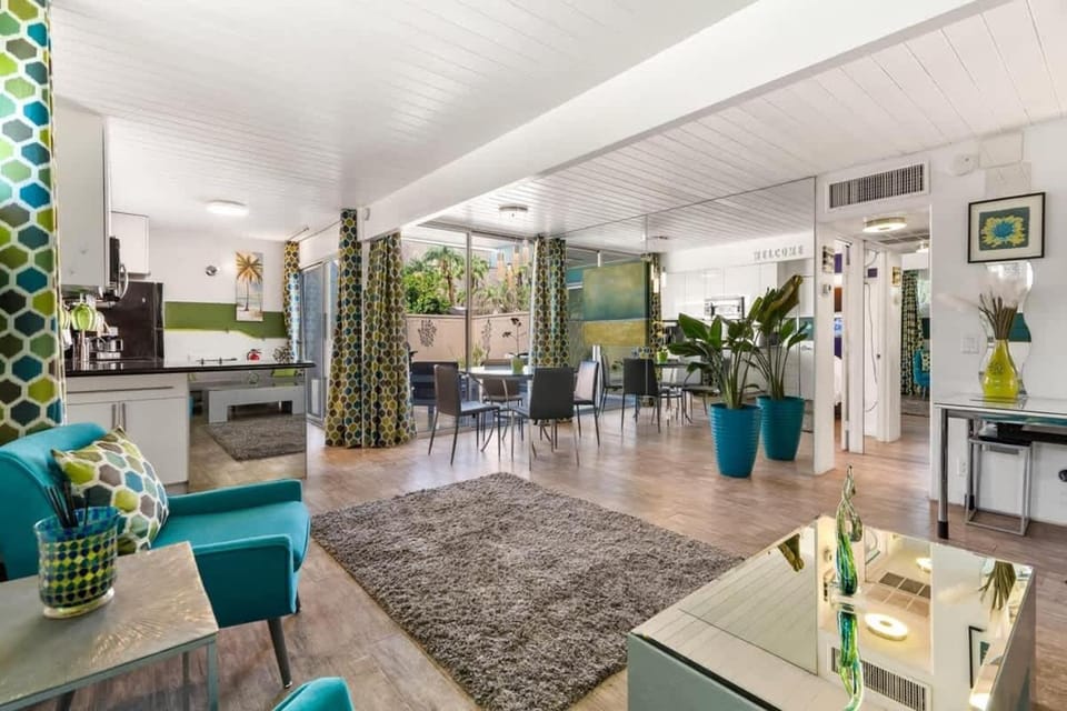 Luminous Ocotillo Bungalow House in Palm Springs