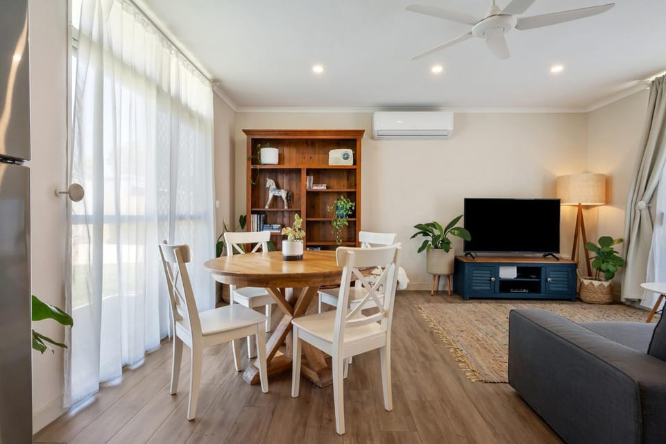Bay Breeze House in Deception Bay