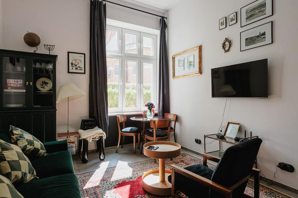 PL Design Project Rynek Podgórski 4 Apartment in Krakow