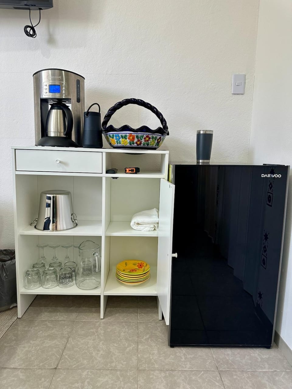 Coffee/tea facilities, minibar