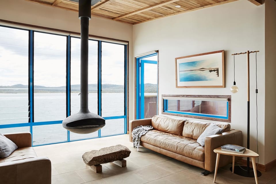 Picnic Island Resort in Freycinet