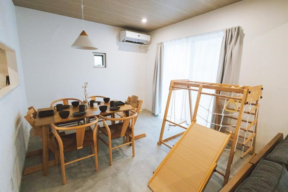 A house that can be used as a resort for playing and as a base for family workations Apartment in Okinawa Prefecture