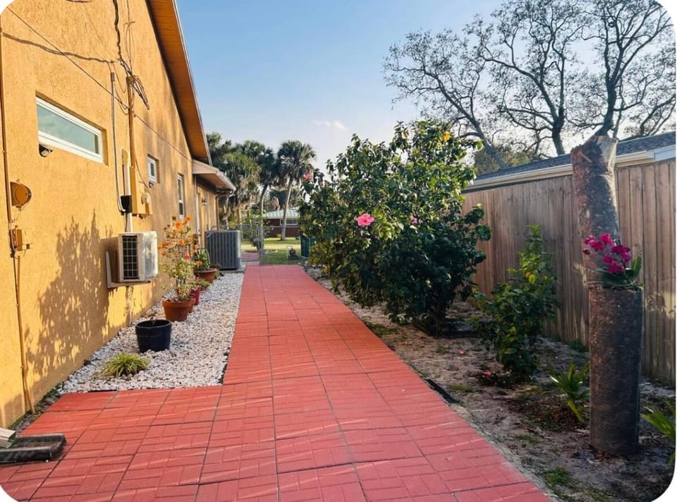 Private Room Escape Vacation rental in Melbourne
