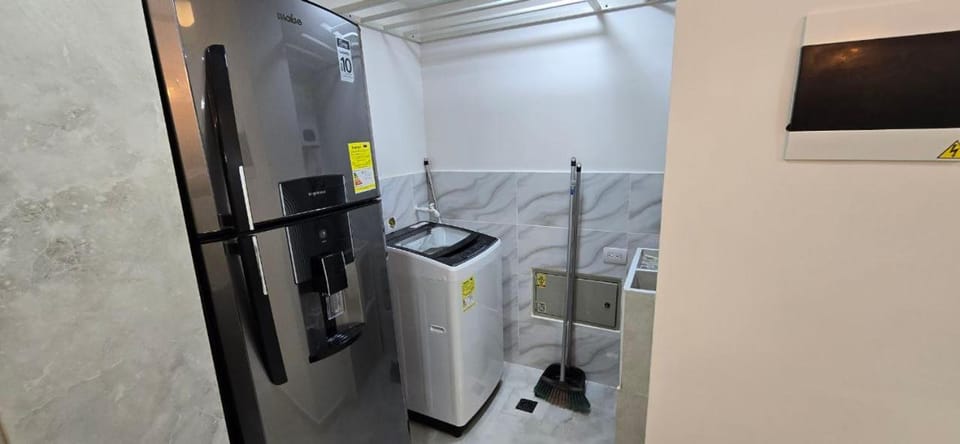 Hermoso apartamento enfrente de la Clinica Foscal, Fosunab Apartment in Floridablanca