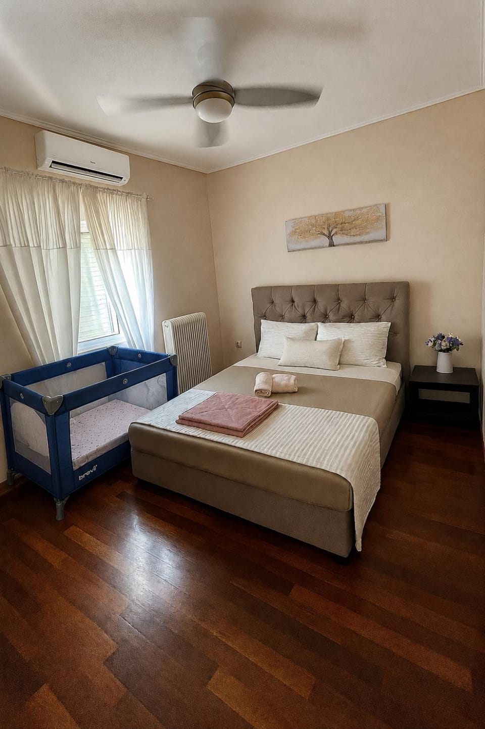 Bed, Bedroom, air conditioner