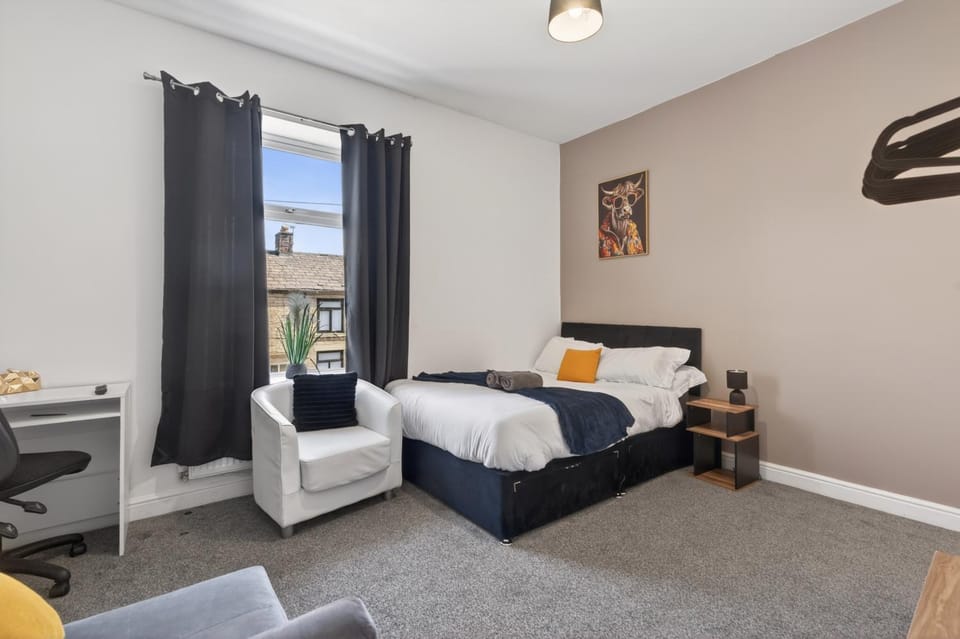 Bed, Bedroom