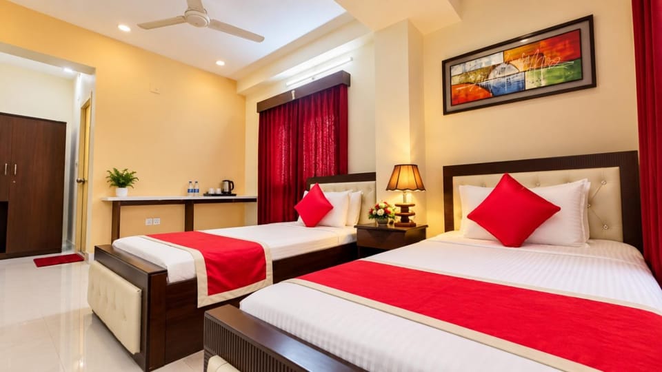 Photo of the whole room, Bedroom