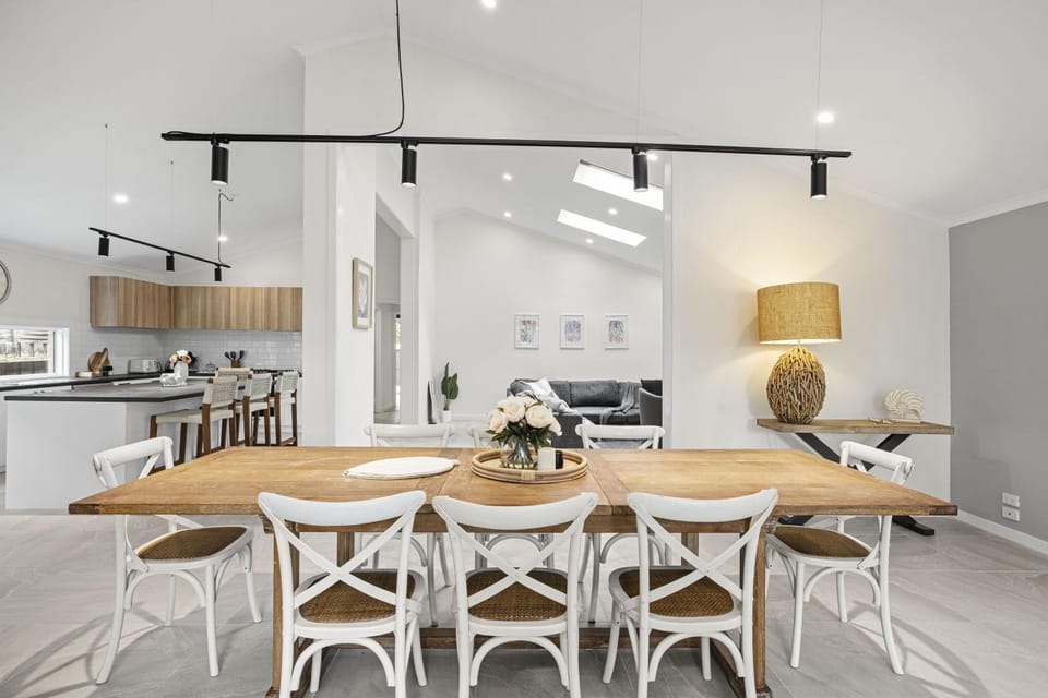 Capel's Airy Retreat House in Melbourne