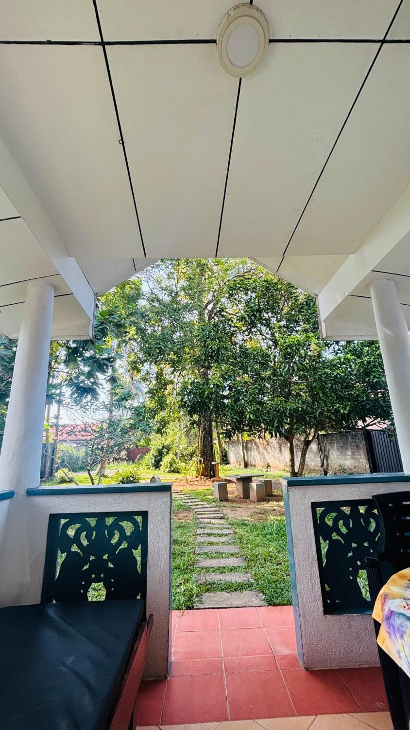 Shell villa House in Western Province