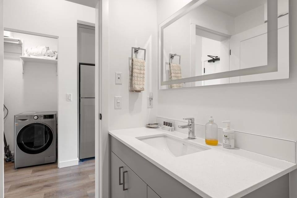 Bathroom, laundry