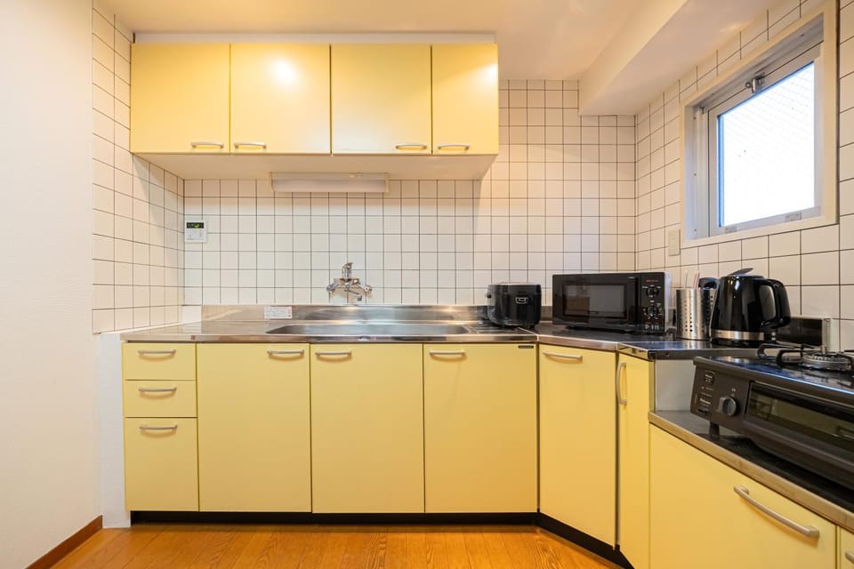 東真ビル4f5f Apartment in Shibuya