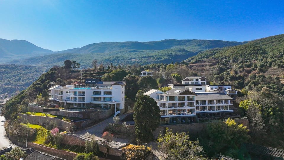 Property building, Nearby landmark, Natural landscape, Bird's eye view, Mountain view