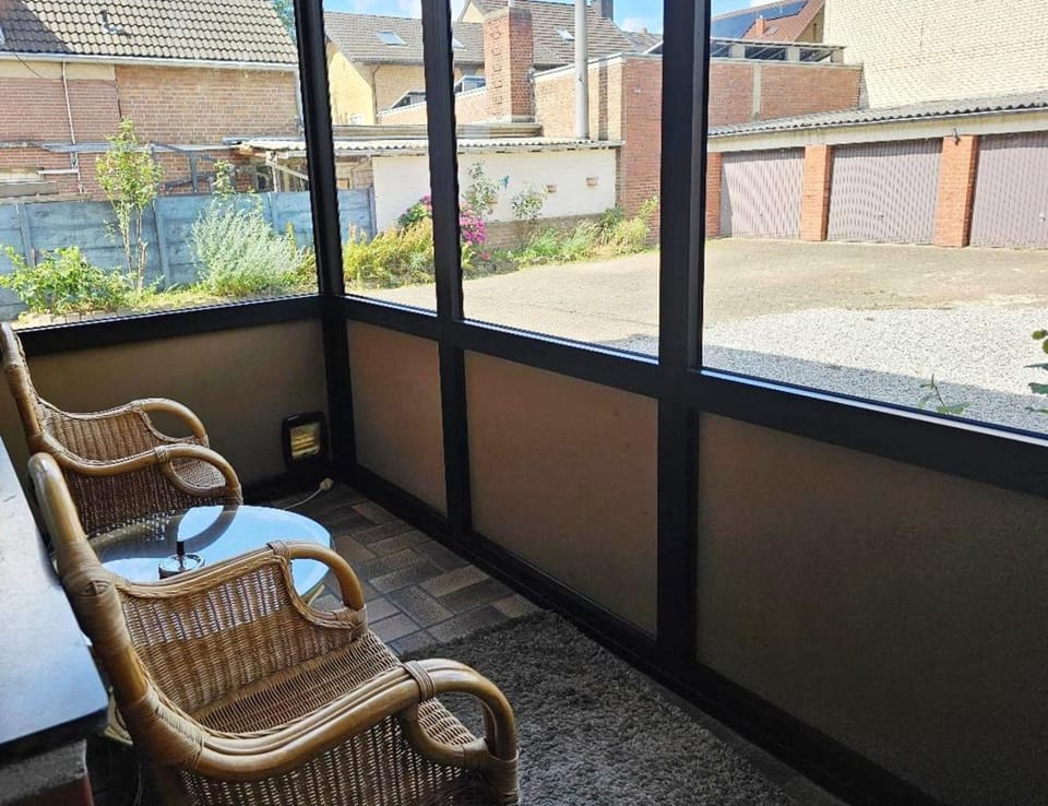 Patio, Day, Balcony/Terrace, Seating area