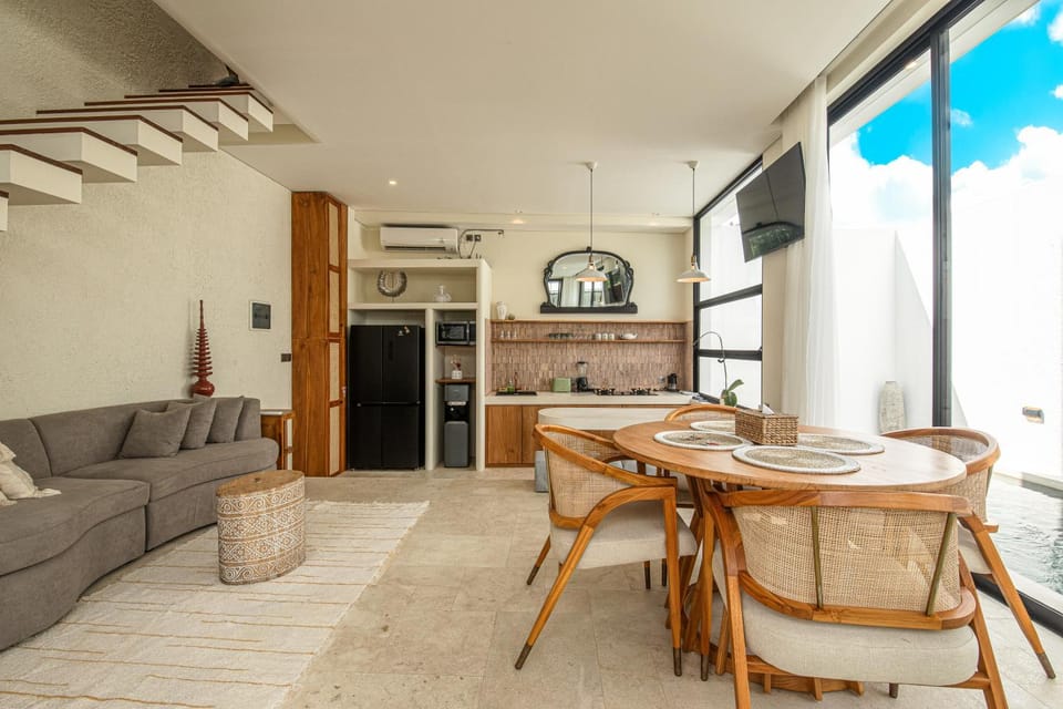 Chic 2BR Villas, Modern Comfort in Heart of Canggu House in North Kuta