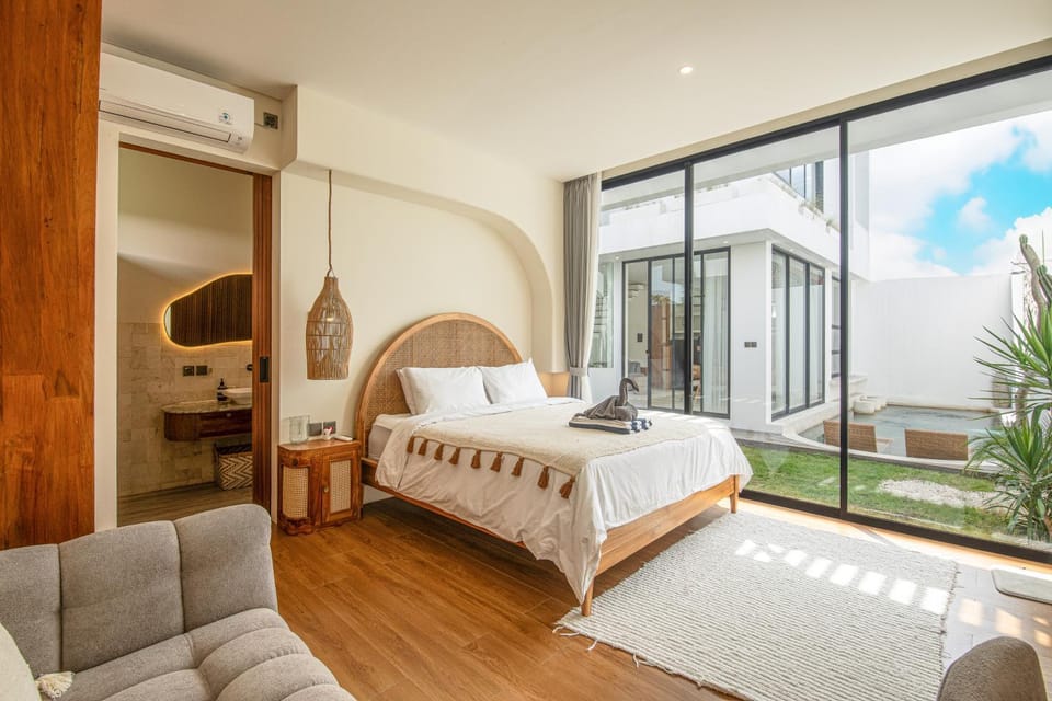 Chic 2BR Villas, Modern Comfort in Heart of Canggu House in North Kuta