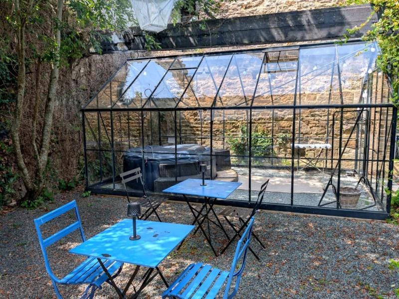 La Grange avec Jacuzzi House in Finistere