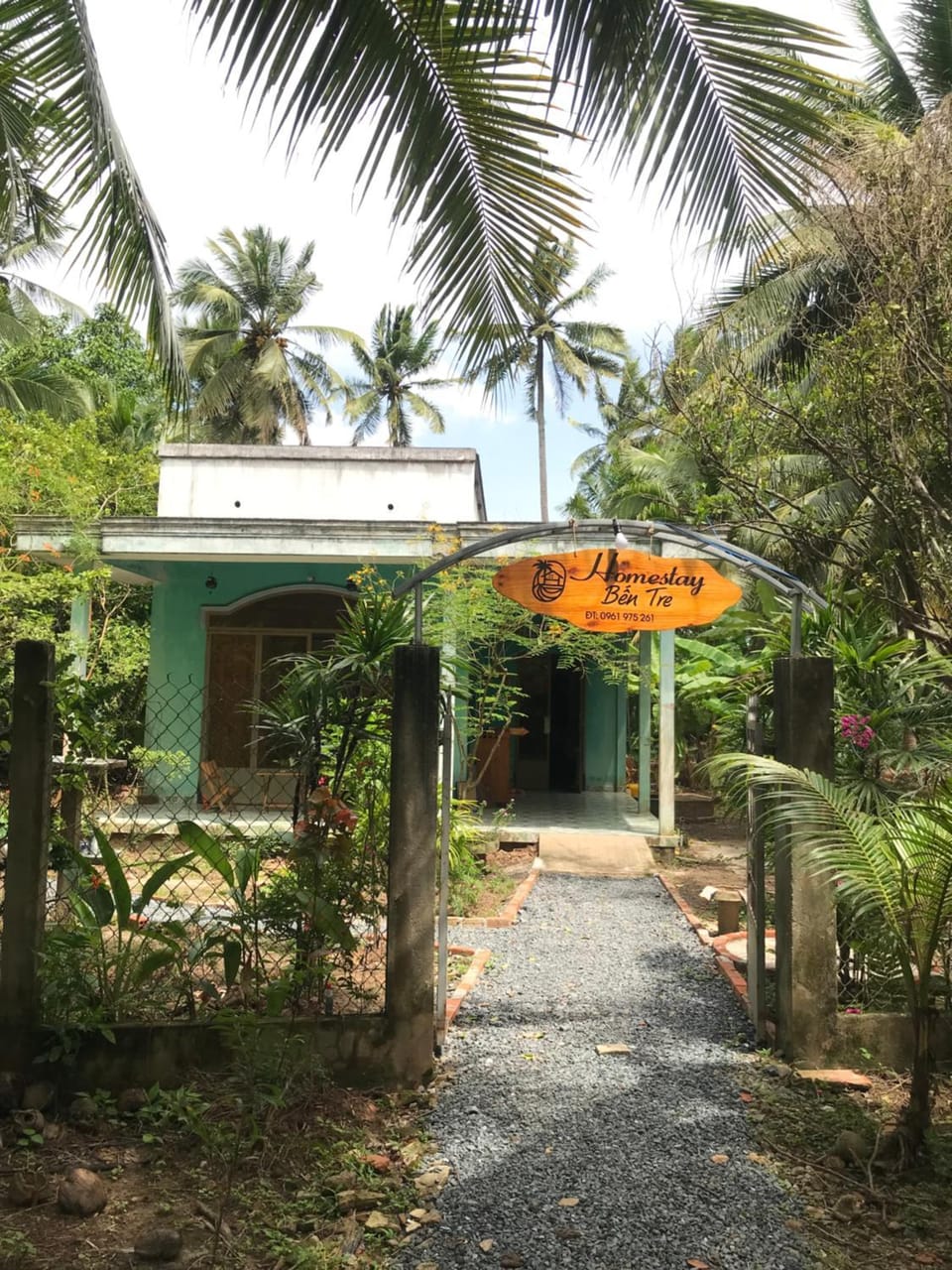 Property building, Natural landscape, Garden