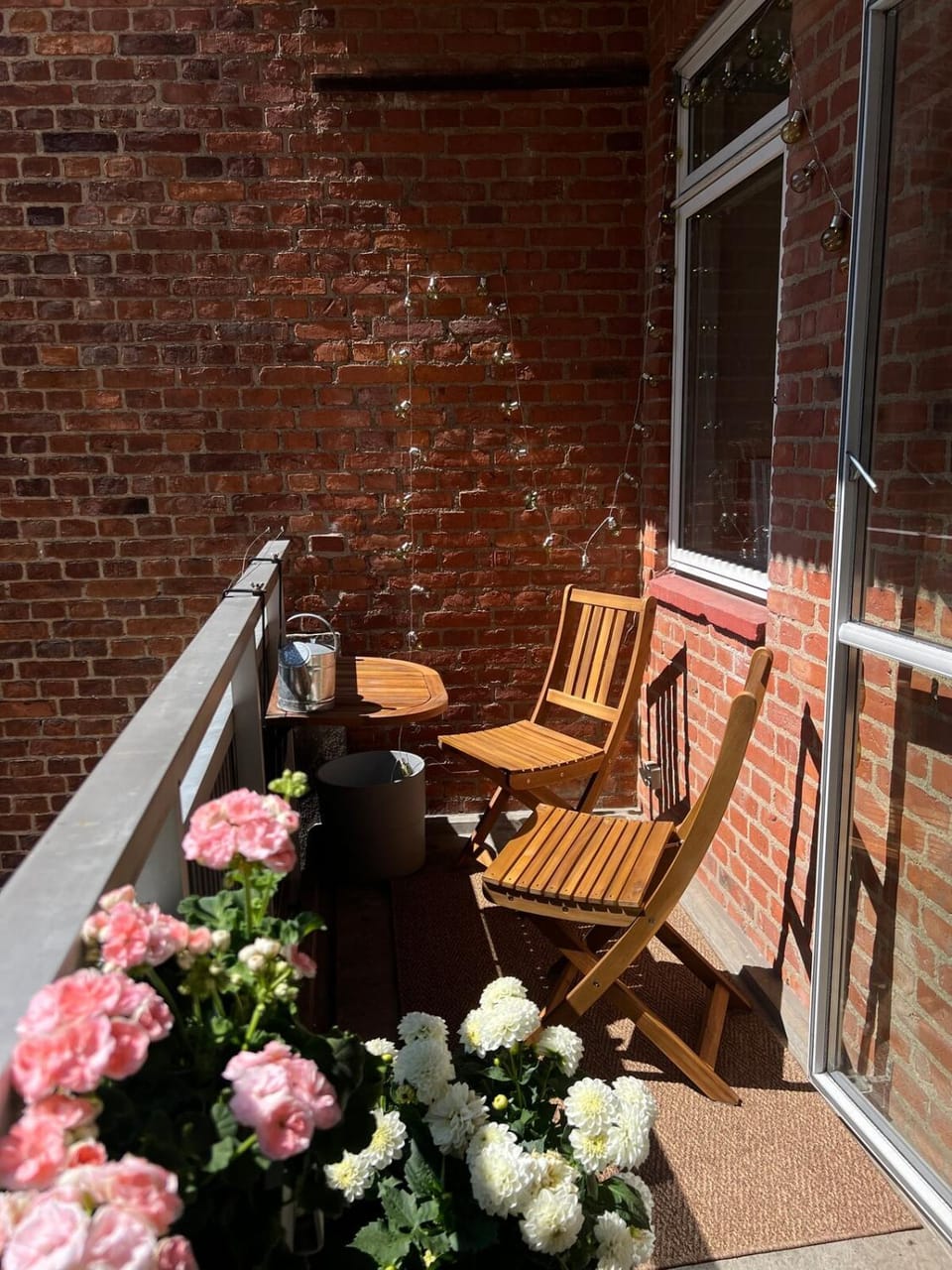 Bright, child-friendly, balcony, 50 meters from the subway Apartment in Frederiksberg