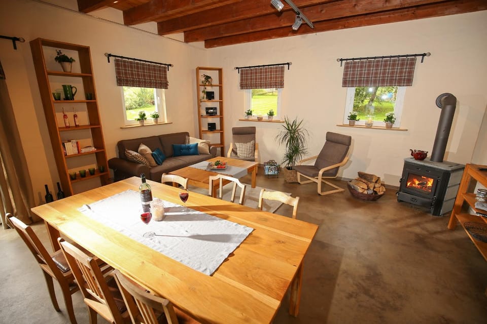 Living room, Seating area, Dining area