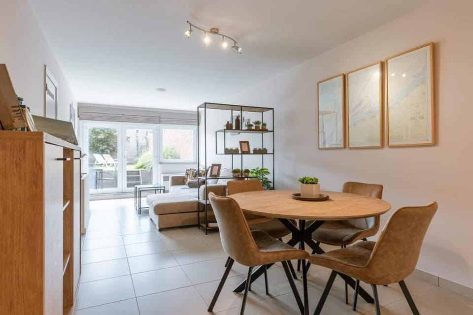 Elegant Seaside Apartment in Blankenberge Apartment in Bruges