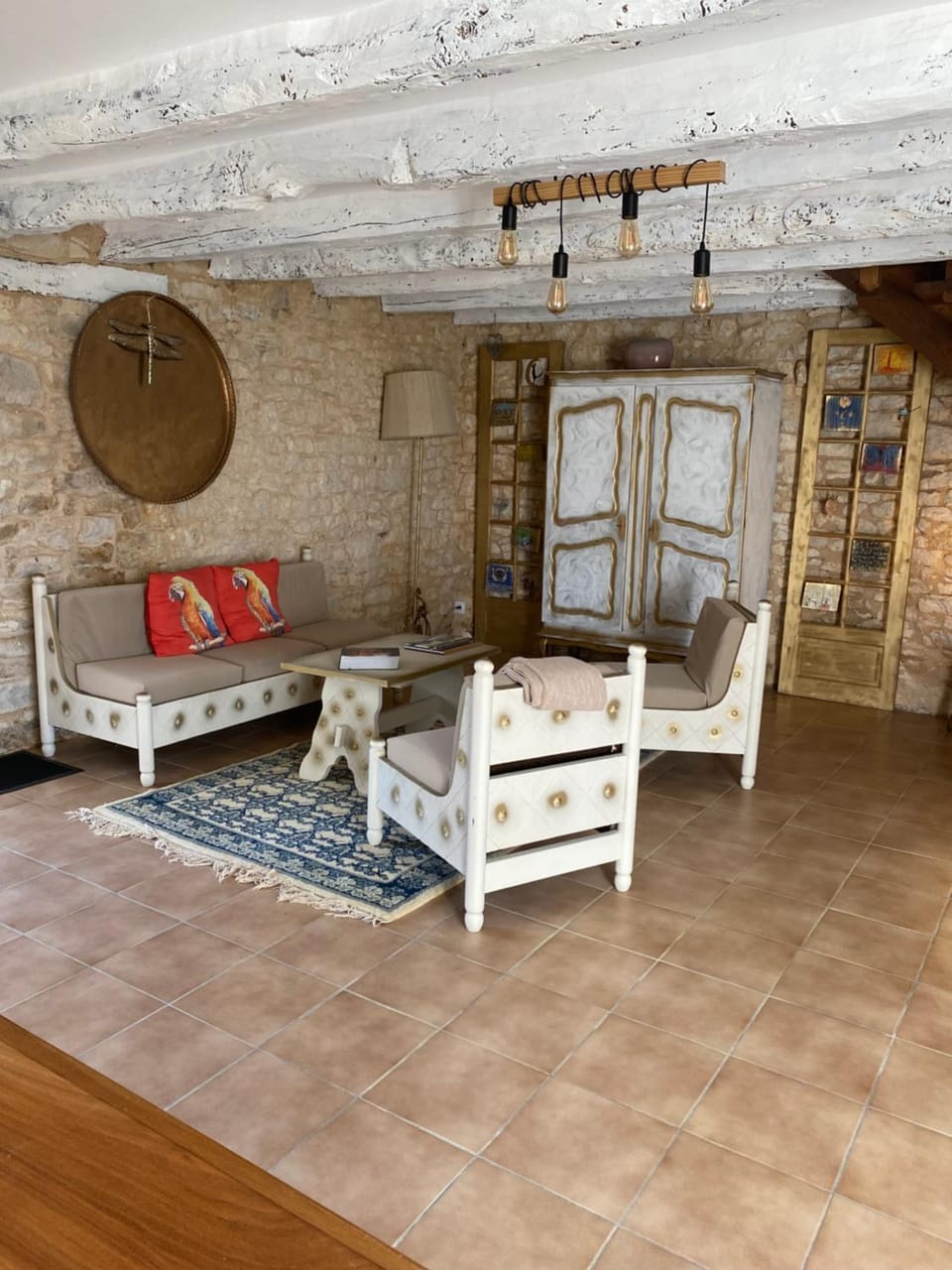 Living room, Seating area