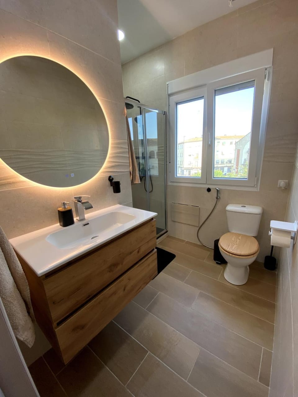 Shower, Toilet, Bathroom, bidet