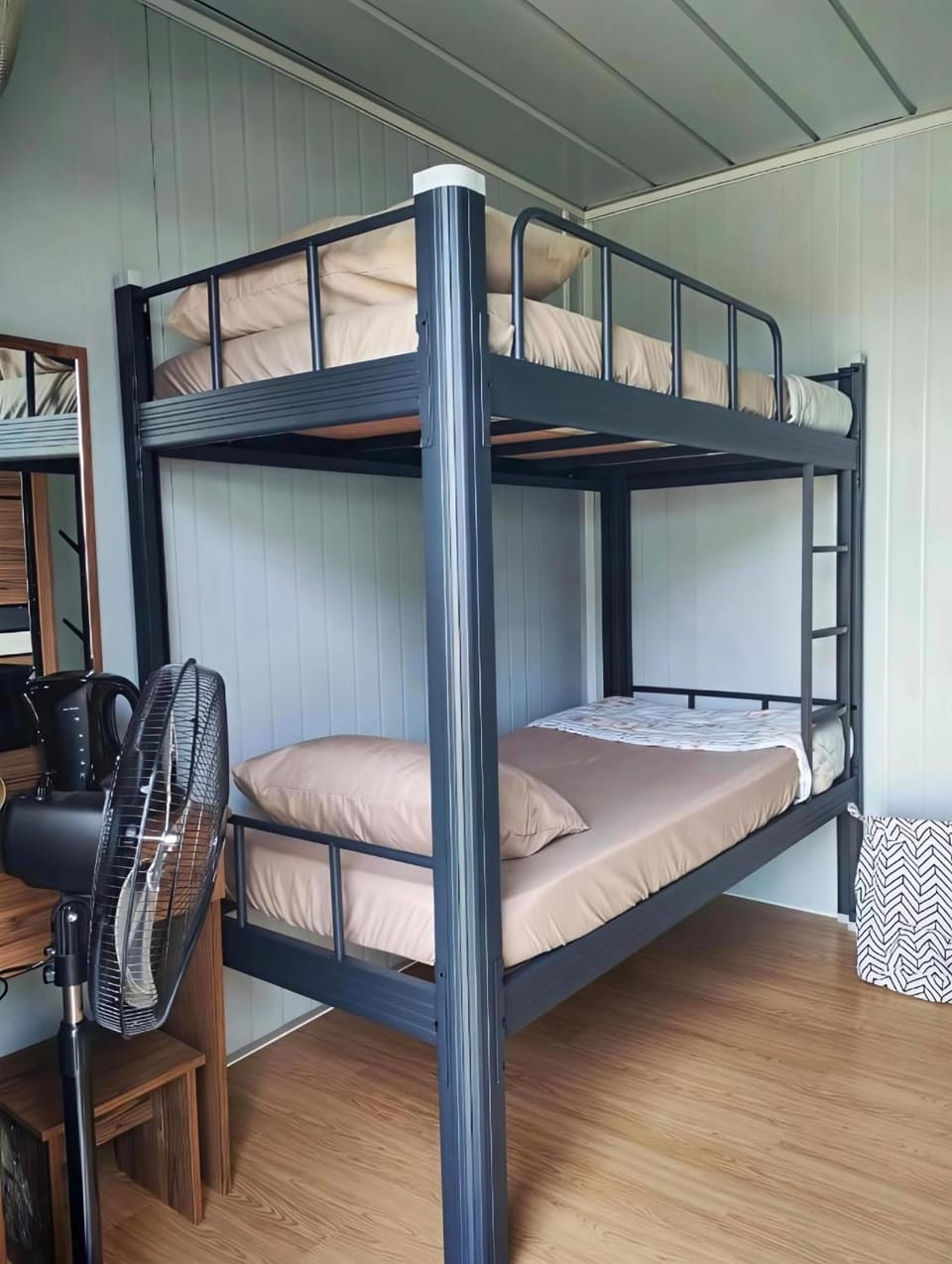 bunk bed
