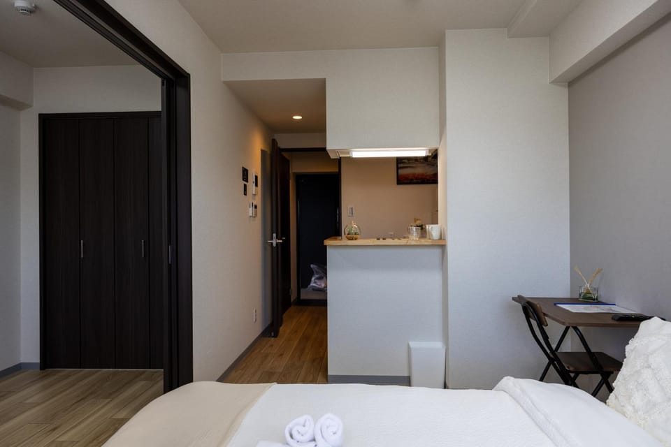 Bed, Kitchen or kitchenette, Photo of the whole room, Dining area, Bedroom, wardrobe