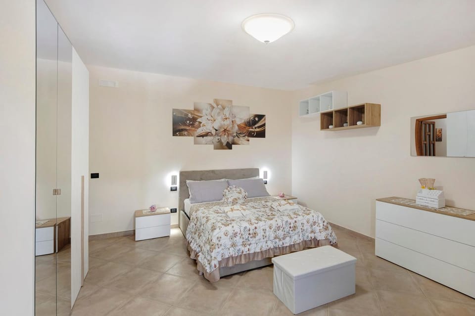 Living room, Bedroom