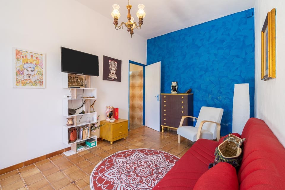 Property building, Living room