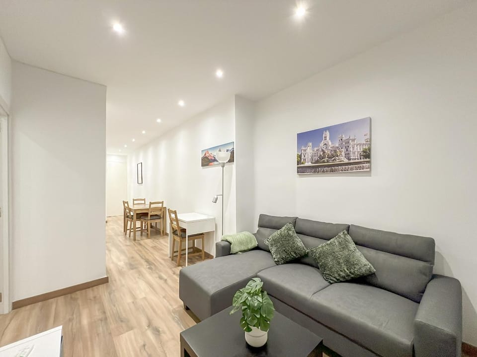 Apartamento Retiro-Ibiza 0I Apartment in Madrid