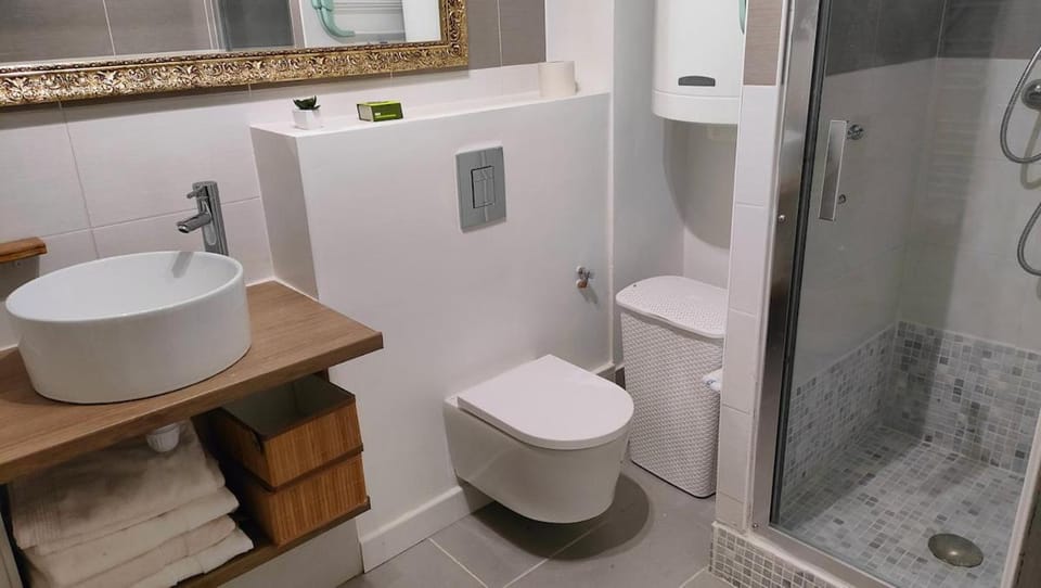 Confortable appartement avec terrasse proche Castillet Apartment in Perpignan