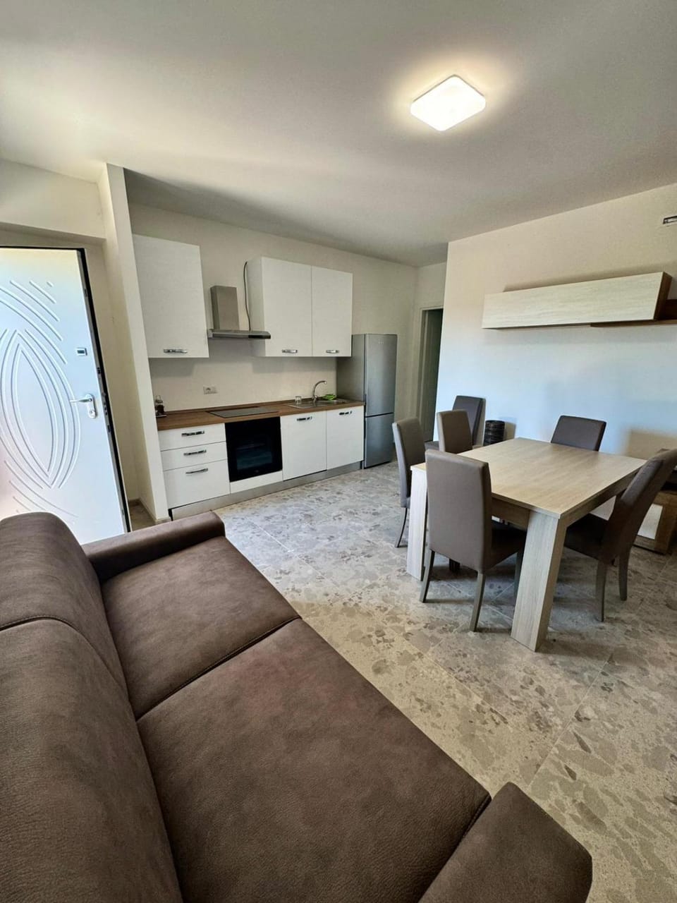 Kitchen or kitchenette, Living room, Seating area, Dining area, stove