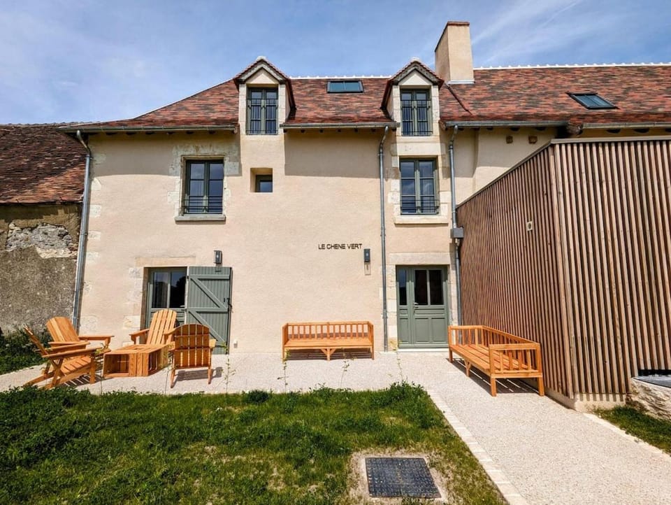 Property building, Patio