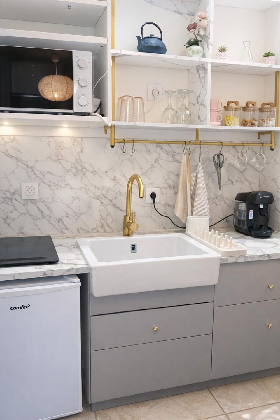 Kitchen or kitchenette