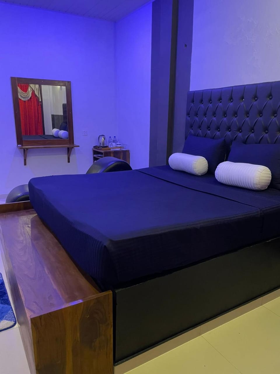 Elephant Trio Hotel Bed and Breakfast in Sri Lanka
