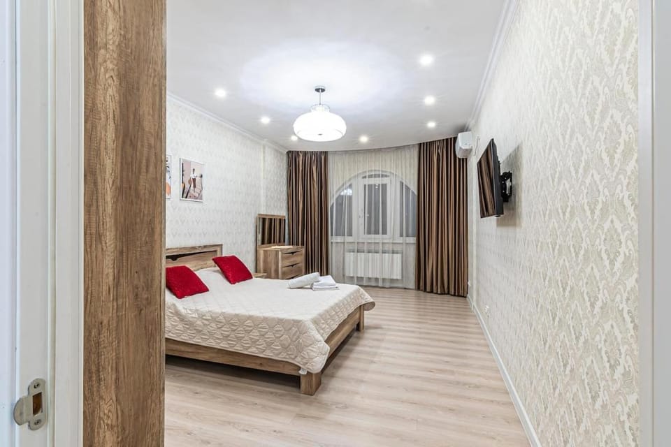 Elite Life Almaty 3-х комн 308 Apartment in Almaty