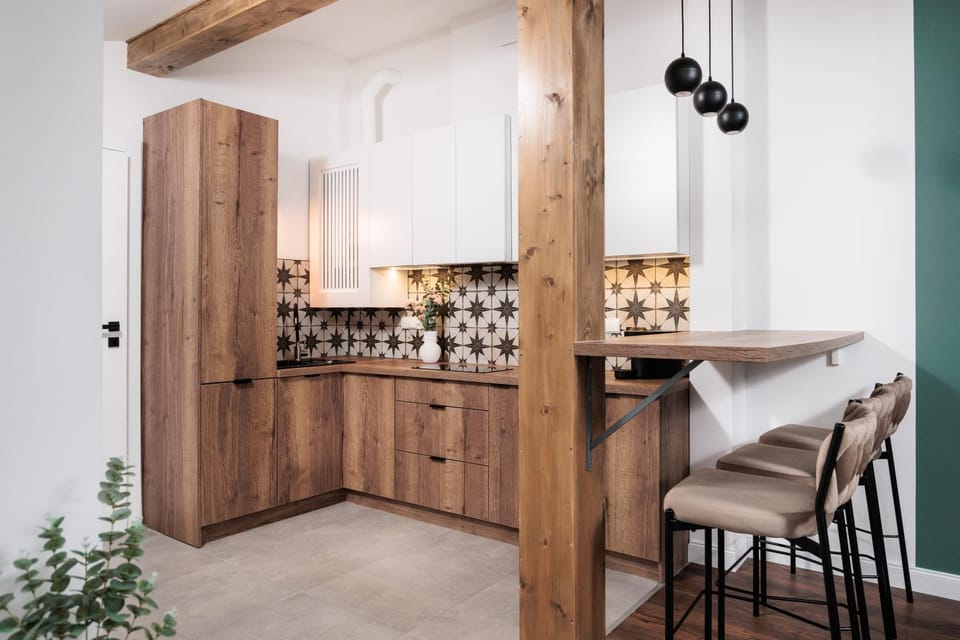 Coffee/tea facilities, Kitchen or kitchenette, dishwasher, stove