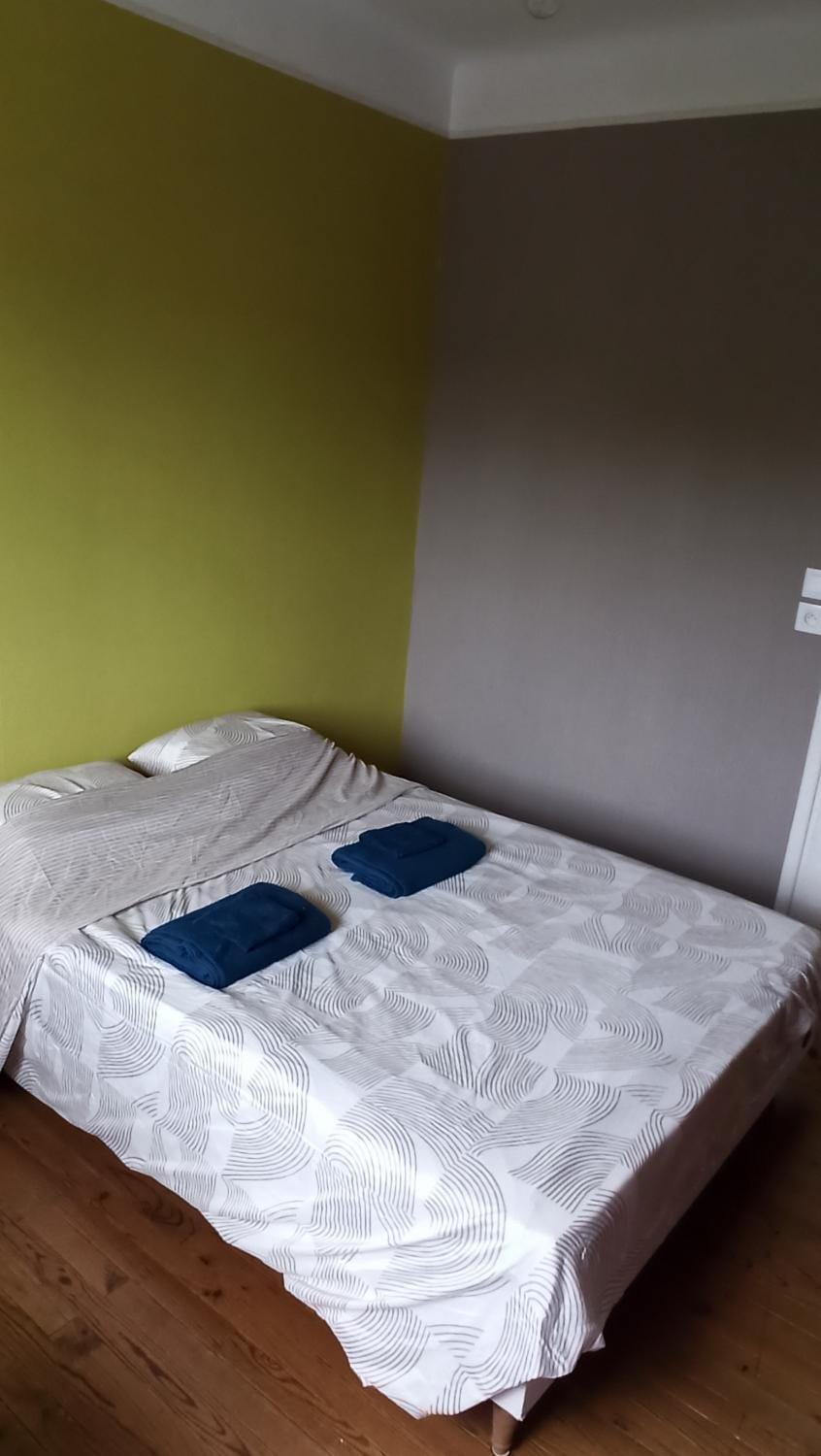 Maison spacieuse à proximité du circuit des 24h du Mans Villa in Le Mans