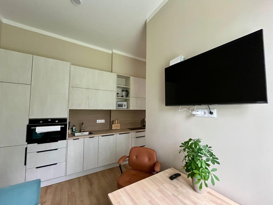 TV and multimedia, pet friendly