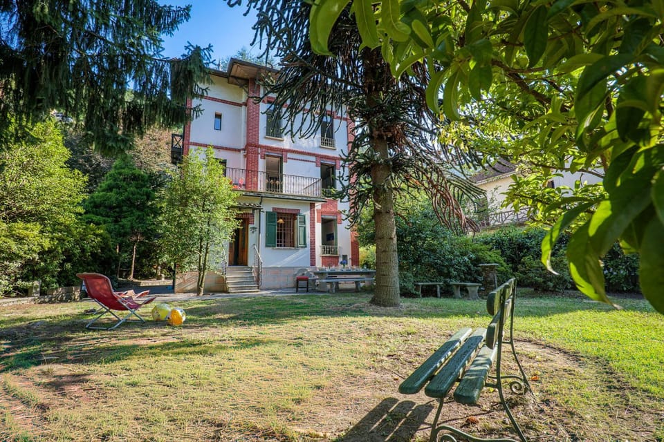 Property building, Garden, Garden view