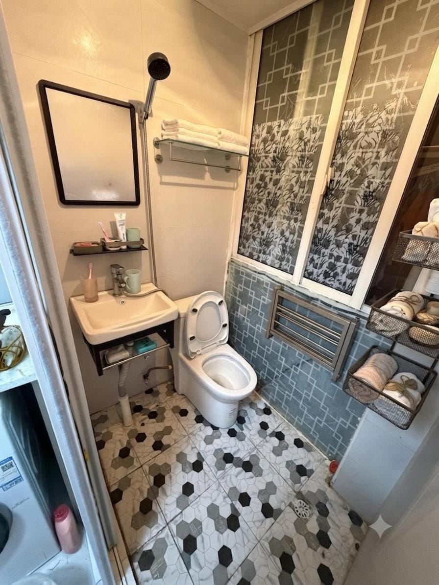 Cozy 1BR 9-Min to Hongqiao NECC Apartment in Shanghai