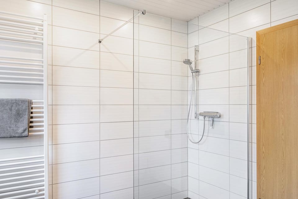 Bathroom, Living room