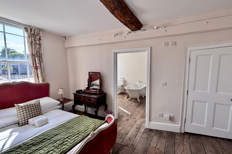 Bed, Bathroom, Bedroom, Bath