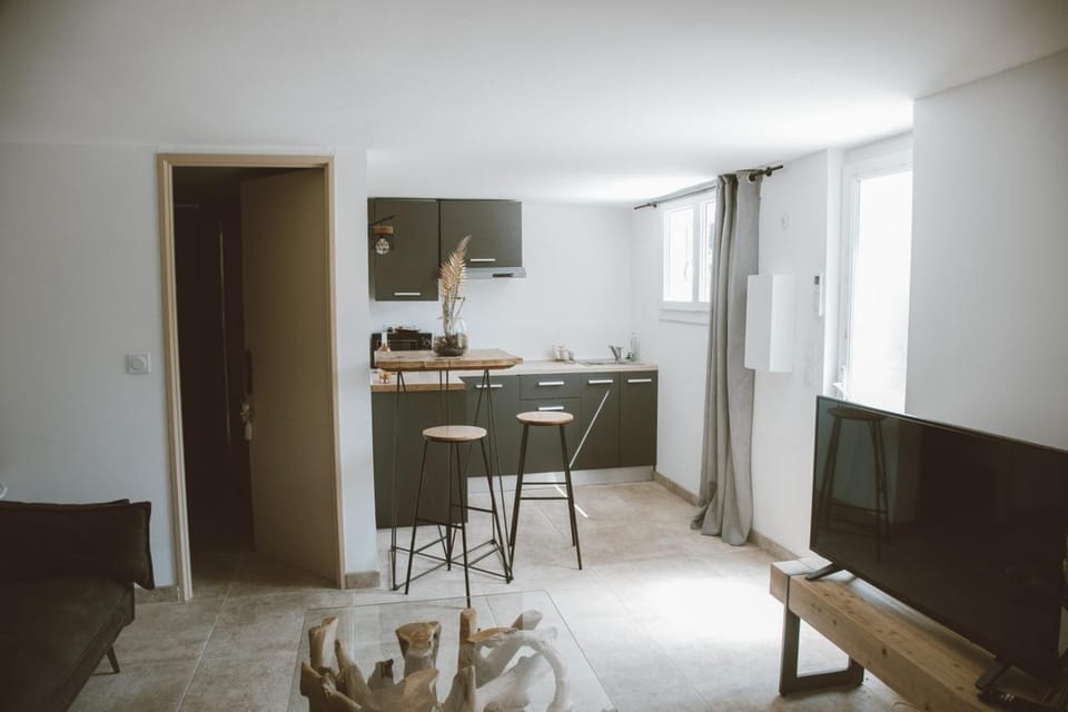 Property building, Living room