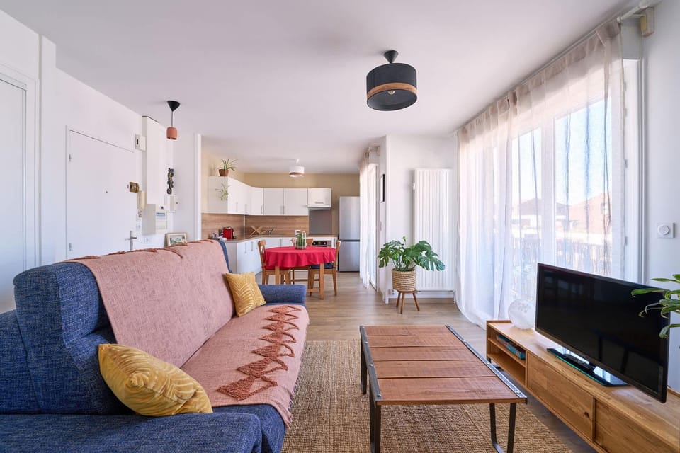 Le Jacques Cartier - appartement T2 - terrasse et parking Apartment in Rennes