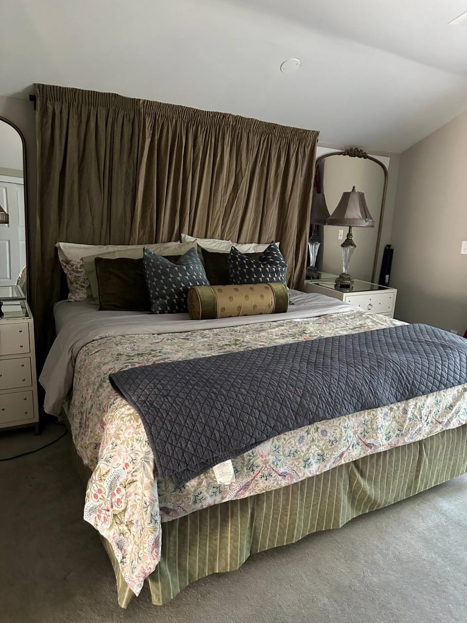 Bed, Bedroom